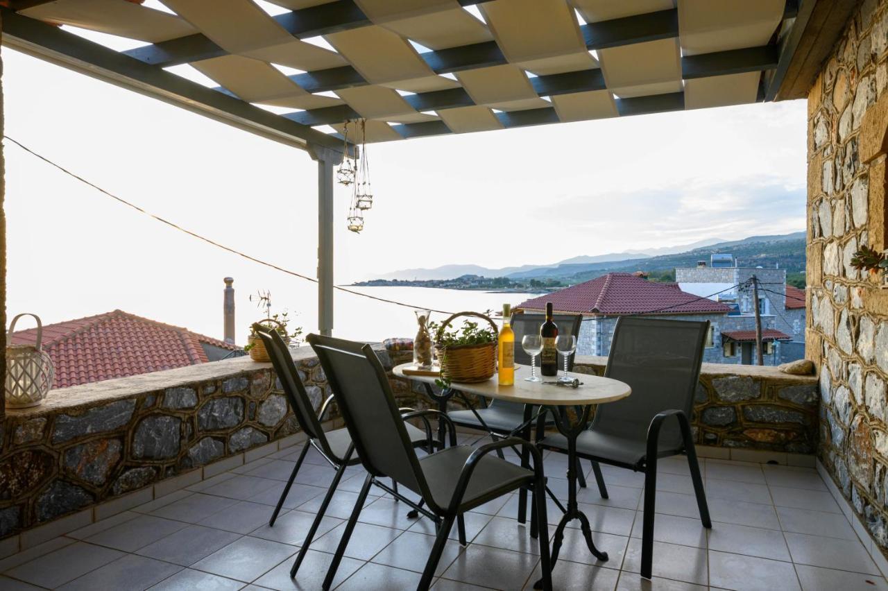 Σελήνη Daire Kotronion  Dış mekan fotoğraf