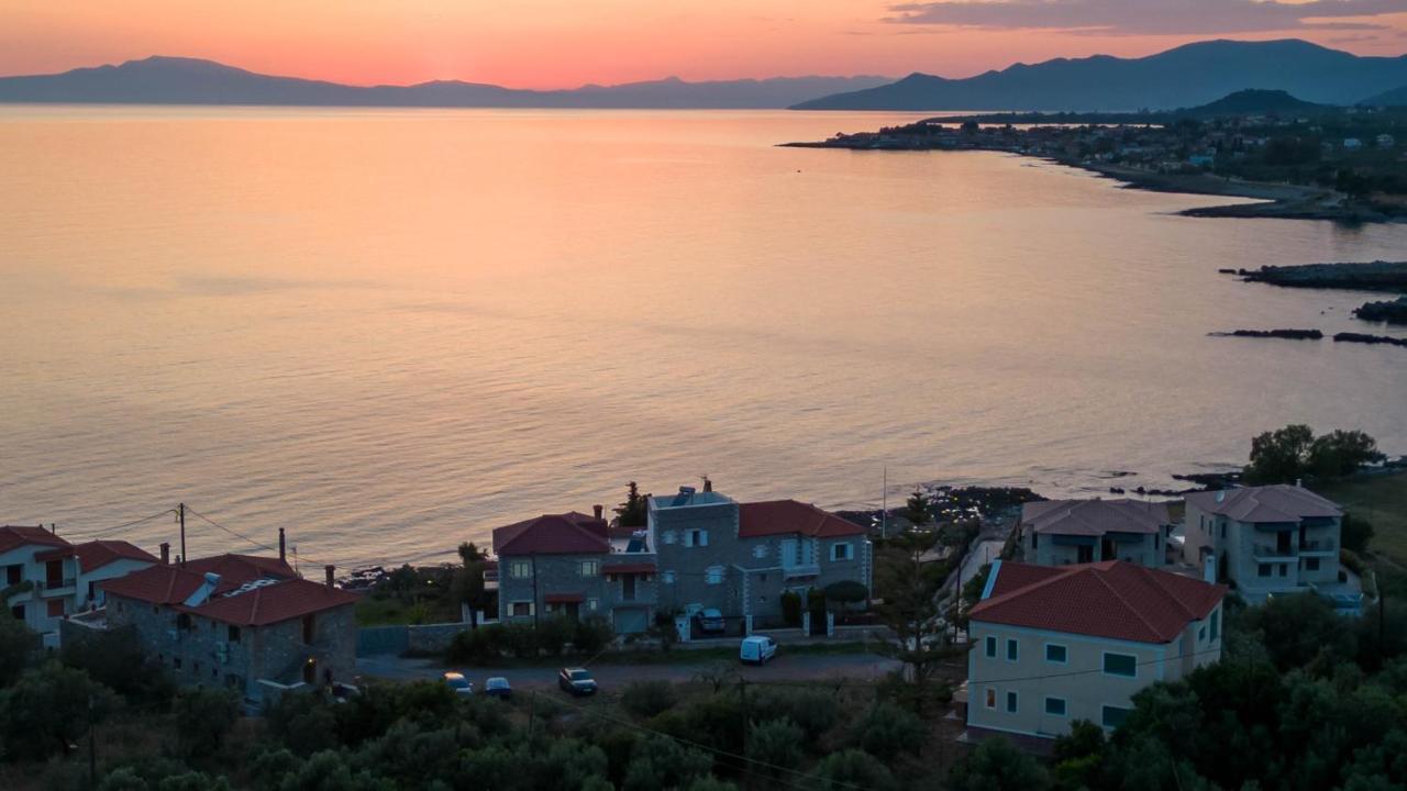 Σελήνη Daire Kotronion  Dış mekan fotoğraf